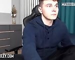 cam sex online with maxxxbailey